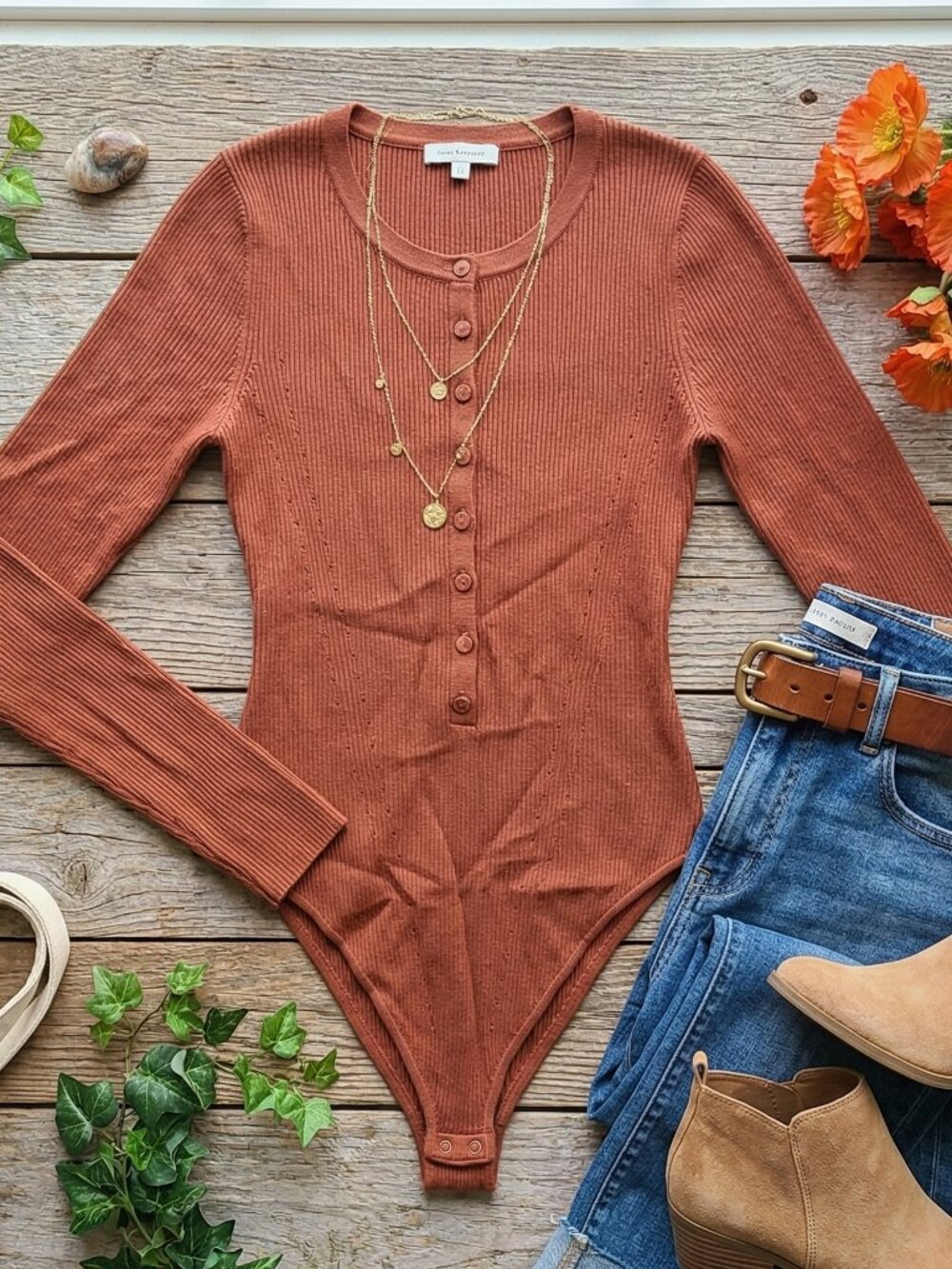 Good American Long Sleeve Ribbed Henley Bodysuit-4
